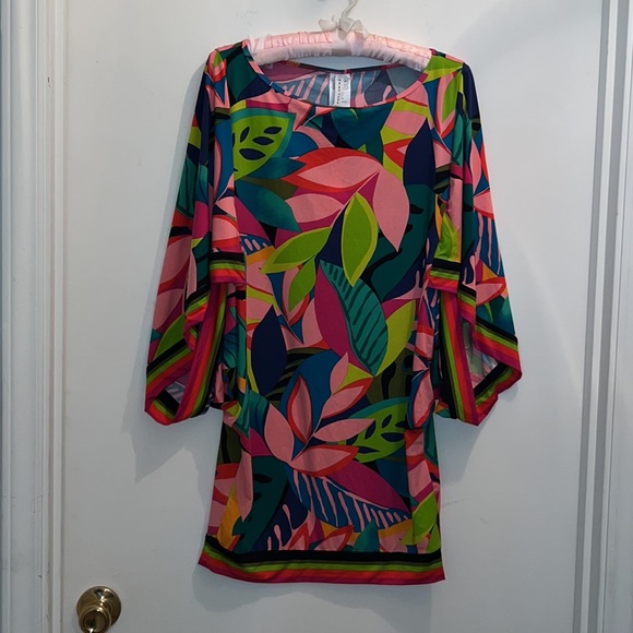 TRINA TURK | RAINFOREST SWIM TUNIC SZ SMALL - Picture 3 of 10